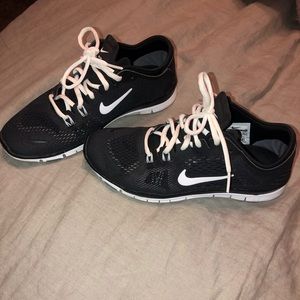 Nike Free TR Fit 4 Tennis Shoes